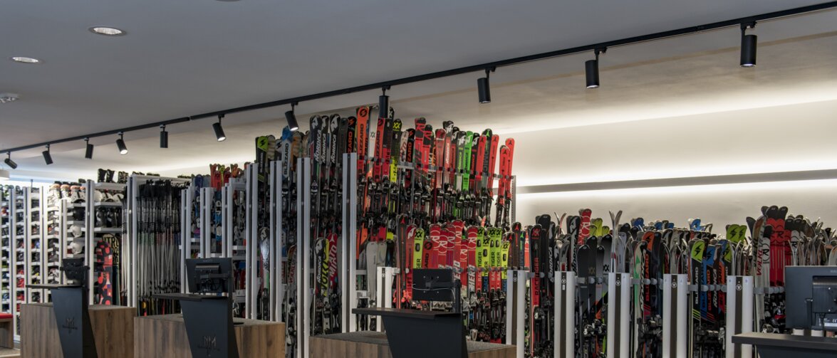 Neue Shop Beleuchtung bei Noleggio by Maestri